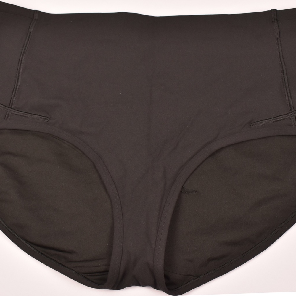 NWOT Lululemon Swift Speed Race Brief - Black Size 12